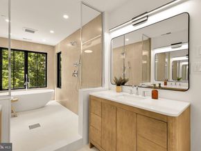 1205 10TH Street NW 1, Washington DC 20001