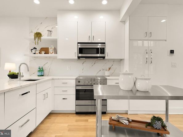 1205 10TH Street NW 1, Washington DC 20001