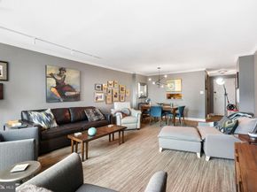 1901 John F Kennedy Boulevard 2715, Philadelphia PA 19103