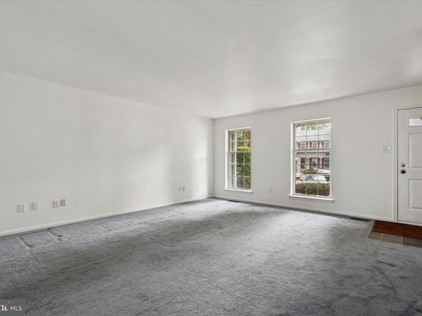 59 Liberty Drive, Langhorne PA 19047