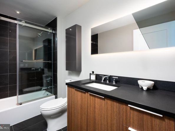 45 Sutton Square SW 306, Washington DC 20024