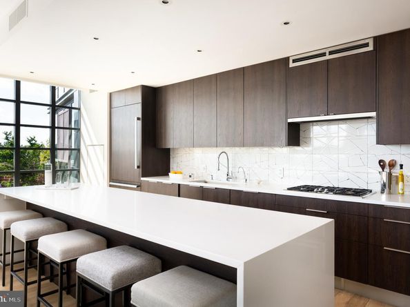 45 Sutton Square SW 306, Washington DC 20024
