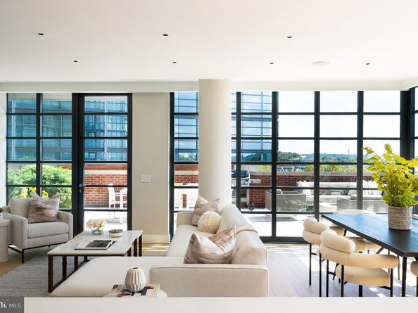 45 Sutton Square SW 306, Washington DC 20024