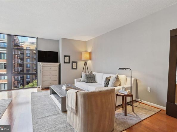 1021 N Garfield Street 806, Arlington VA 22201