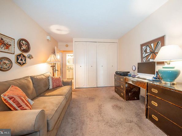 1900 John F Kennedy Boulevard 1012, Philadelphia PA 19103