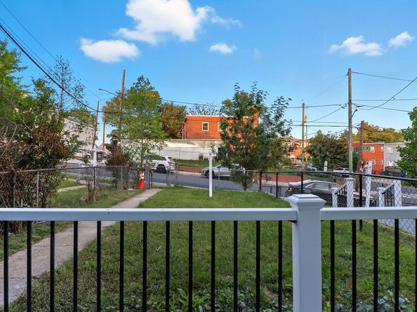 2238 15TH Street NE, Washington DC 20018