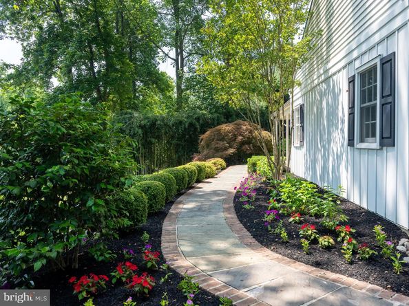 1064 Beaumont Road, Berwyn PA 19312
