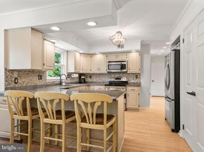 1064 Beaumont Road, Berwyn PA 19312