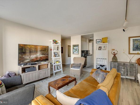 224 W Rittenhouse Square 601, Philadelphia PA 19103