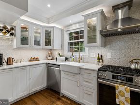 2700 S Grant Street, Arlington VA 22202