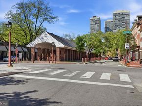 200 Lombard Street 806, Philadelphia PA 19147
