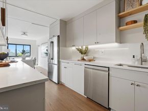 200 Lombard Street 806, Philadelphia PA 19147