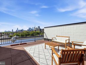 200 Lombard Street 806, Philadelphia PA 19147