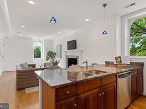 19 Logan Circle NW 300, Washington DC 20005