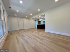 400 Deb Lane, Warminster PA 18974