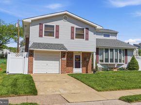 8876 Rising Sun Avenue, Philadelphia PA 19115