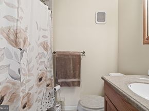8876 Rising Sun Avenue, Philadelphia PA 19115