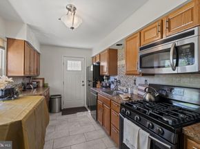 802 Rennard Lane, Morrisville PA 19067