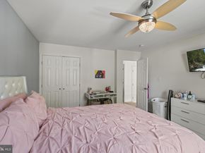 802 Rennard Lane, Morrisville PA 19067