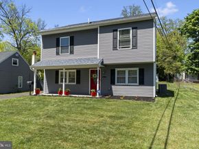 802 Rennard Lane, Morrisville PA 19067