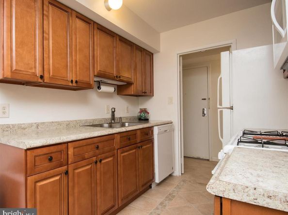 2311 Freetown Court 19/21C, Reston VA 20191