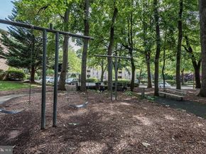 2311 Freetown Court 19/21C, Reston VA 20191