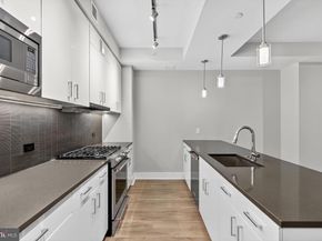 88 V Street SW 509, Washington DC 20024