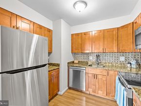 6145 Edsall Road M, Alexandria VA 22304