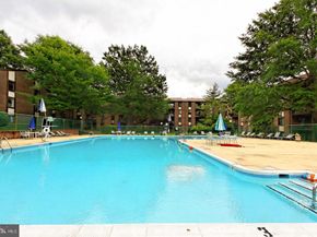 9720 Kingsbridge Drive 201, Fairfax VA 22031