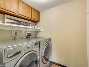 9720 Kingsbridge Drive 201, Fairfax VA 22031