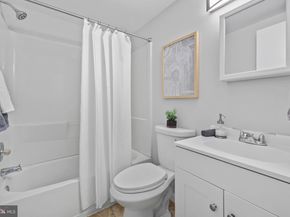 3112 Annandale Road, Falls Church VA 22042
