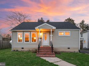 3112 Annandale Road, Falls Church VA 22042
