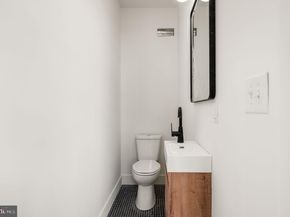 4921 Chester Avenue, Philadelphia PA 19143