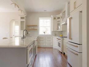 205 W Highland Avenue, Philadelphia PA 19118