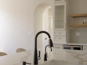 205 W Highland Avenue, Philadelphia PA 19118