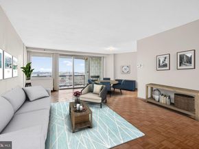 2401 Pennsylvania Avenue 10B22, Philadelphia PA 19130
