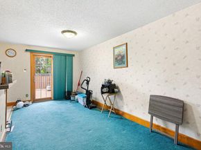 5226 Westbrook Drive, Clifton Heights PA 19018