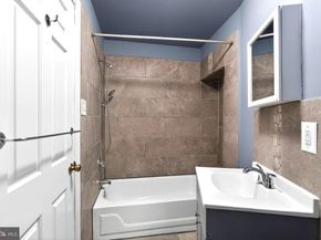 4417 Baker Street, Philadelphia PA 19127