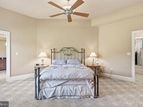 10 Stonebridge Crossing Road, Newtown PA 18940