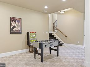 10 Stonebridge Crossing Road, Newtown PA 18940