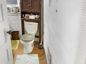 5050 Irving Street, Philadelphia PA 19139