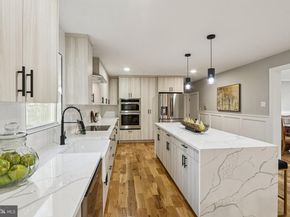 923 Hunt Drive, Yardley PA 19067