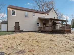 923 Hunt Drive, Yardley PA 19067