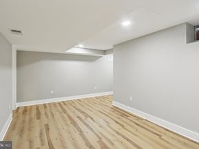 923 Hunt Drive, Yardley PA 19067