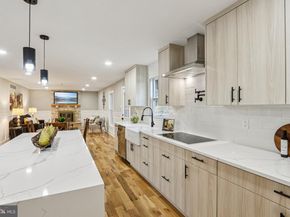 923 Hunt Drive, Yardley PA 19067