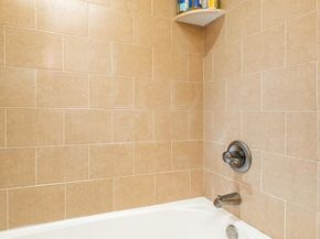 500 Admirals Way 214, Philadelphia PA 19146