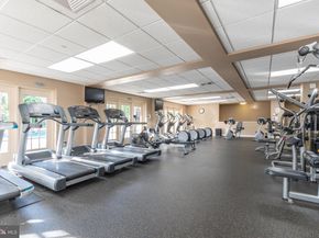 500 Admirals Way 214, Philadelphia PA 19146