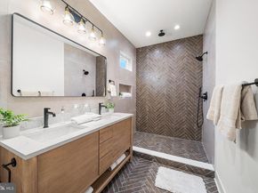 11 W Abington Avenue, Philadelphia PA 19118