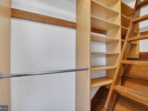 2021 32nd Place SE, Washington DC 20020