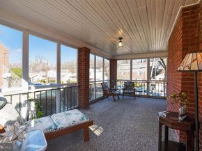 2021 32nd Place SE, Washington DC 20020